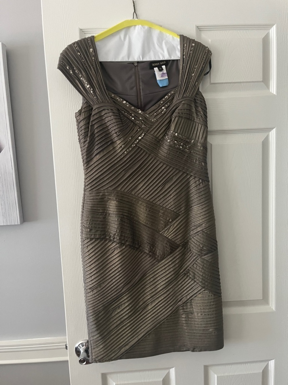Tadashi Shoji Olive Pleated V-Neck Midi Dress with Sequin Detail